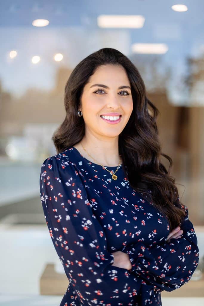 Mouna Amrani